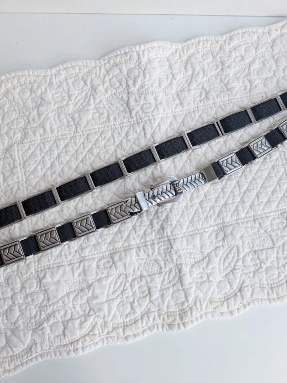 Vintage Chico's Rectangular Silver Metal Tile Concho Elastic Belt Fits 40-48